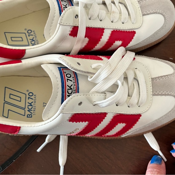 Back 70 Women's Red and White Sneakers - Picture 2 of 5